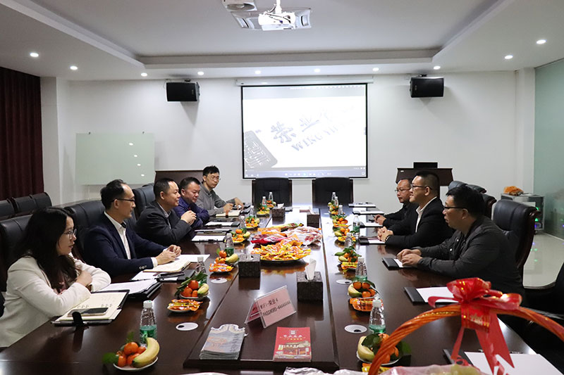 【領(lǐng)導關(guān)懷】黃圃鎮(zhèn)領(lǐng)導帶隊走訪調(diào)研榮業(yè)